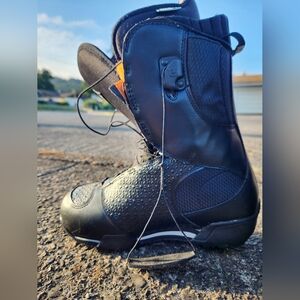 2019 Burton Women's Emerald Snowboard Boots Black Size 7